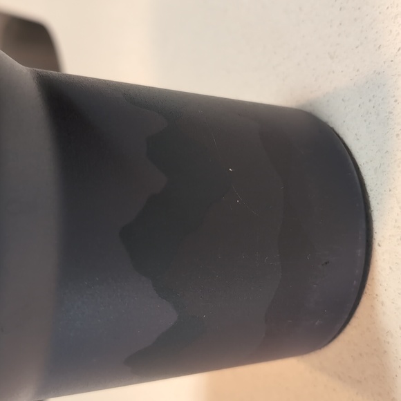 Stanley Blue Travel Mug With Mountain Scene - Picture 2 of 5